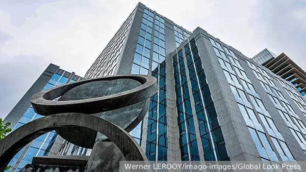 ЦБ потребовал немедленно взыскать с Euroclear Bank 200 млрд евро